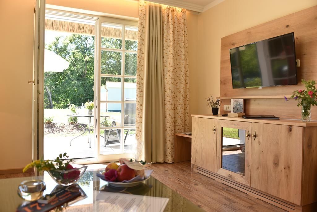 Romantik Hotel Fischerwiege Ahrenshoop Extérieur photo