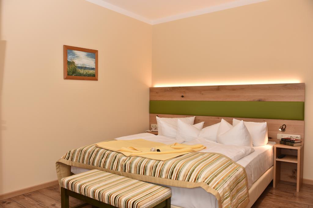 Romantik Hotel Fischerwiege Ahrenshoop Extérieur photo